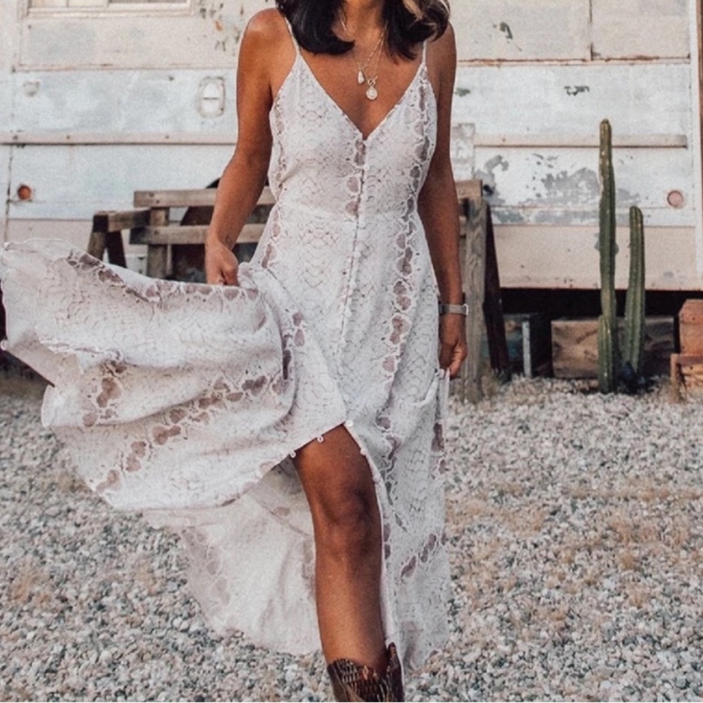 NWT - October Love Snakeskin Sun Dress in White/Beige - Picture 3 of 8